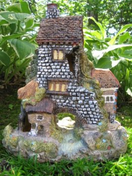 Blackthorn Fairy House